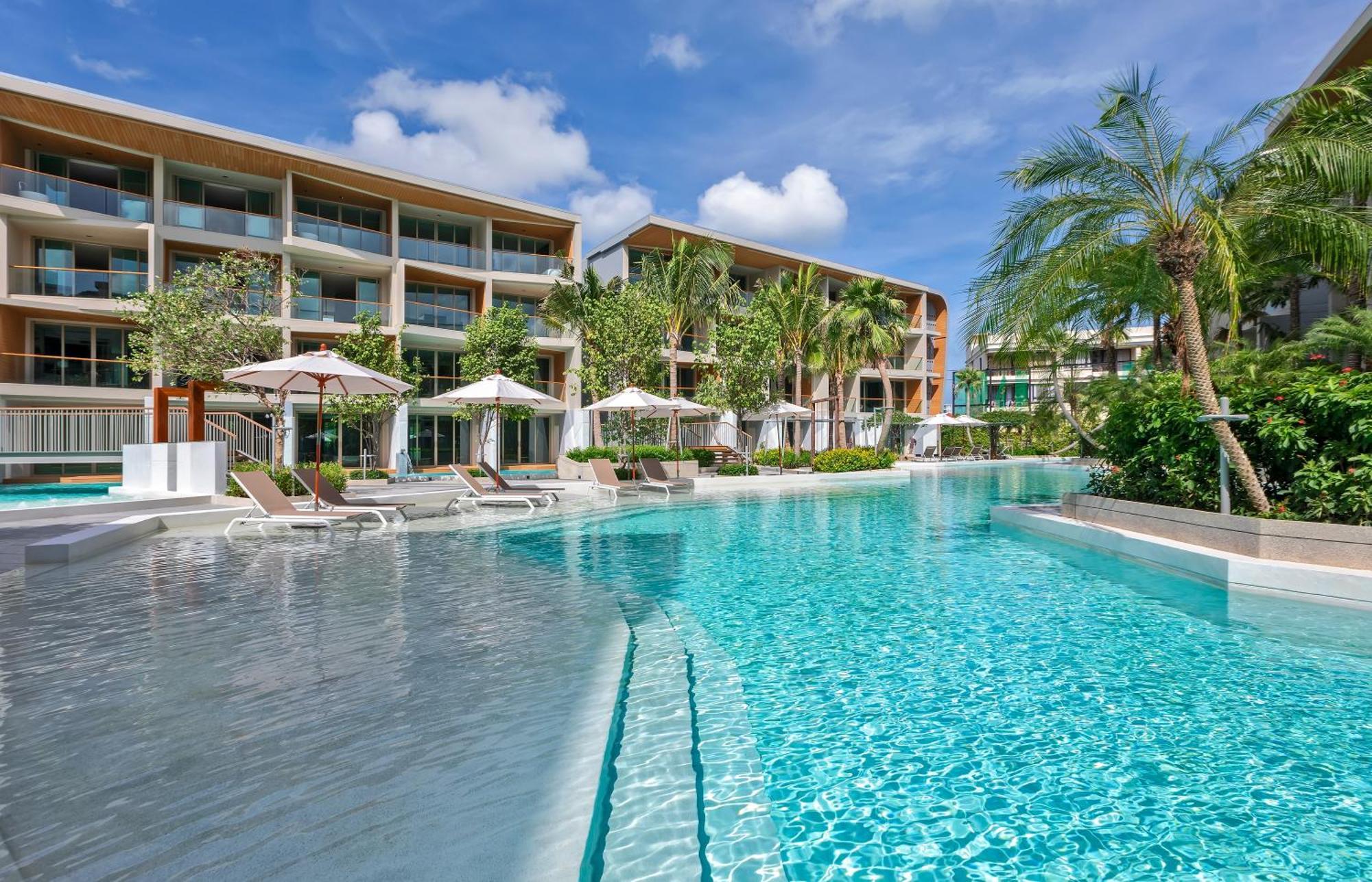 Готель Wyndham Grand Nai Harn Beach Phuket Екстер'єр фото