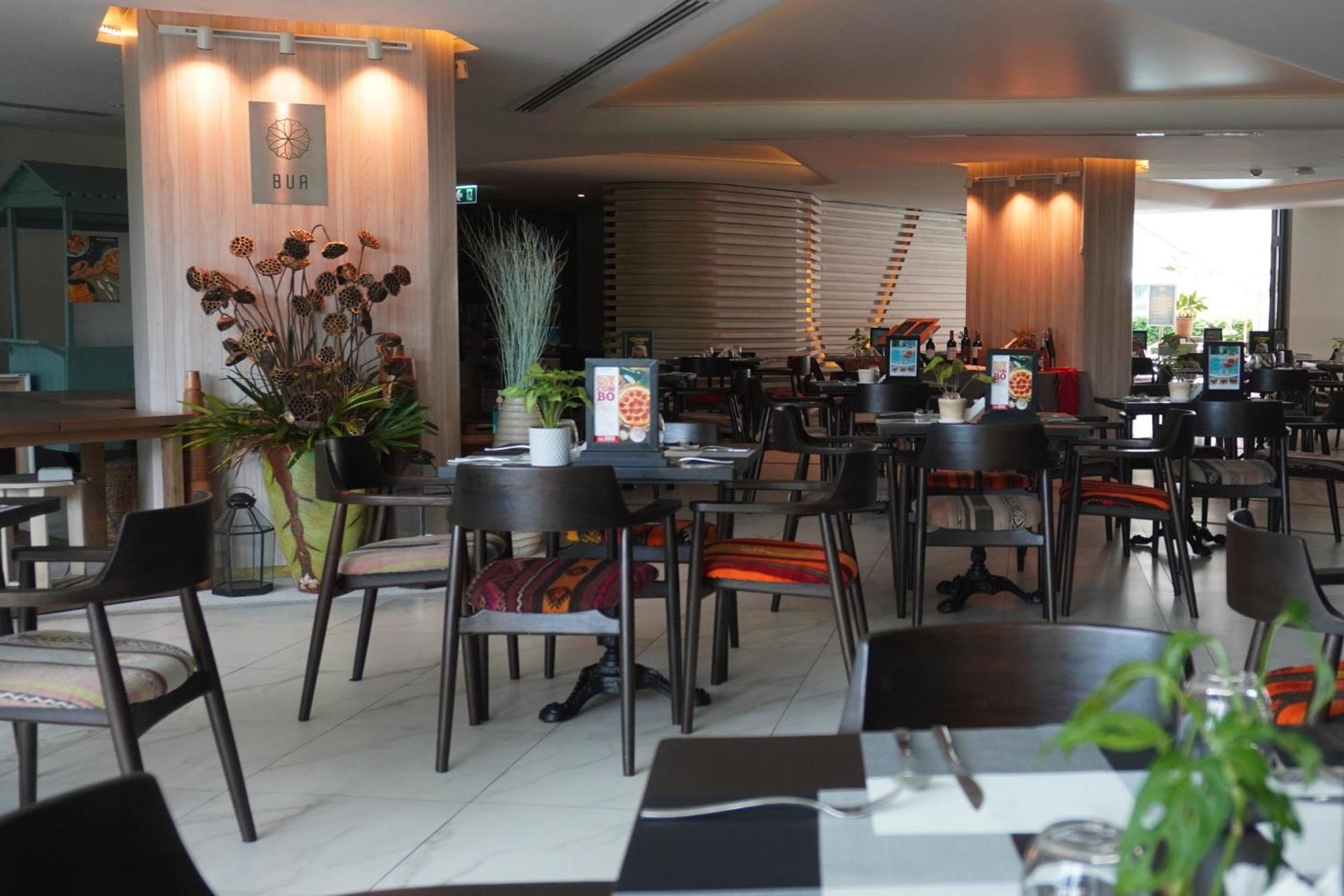 Wyndham Grand Nai Harn Beach Phuket Екстер'єр фото